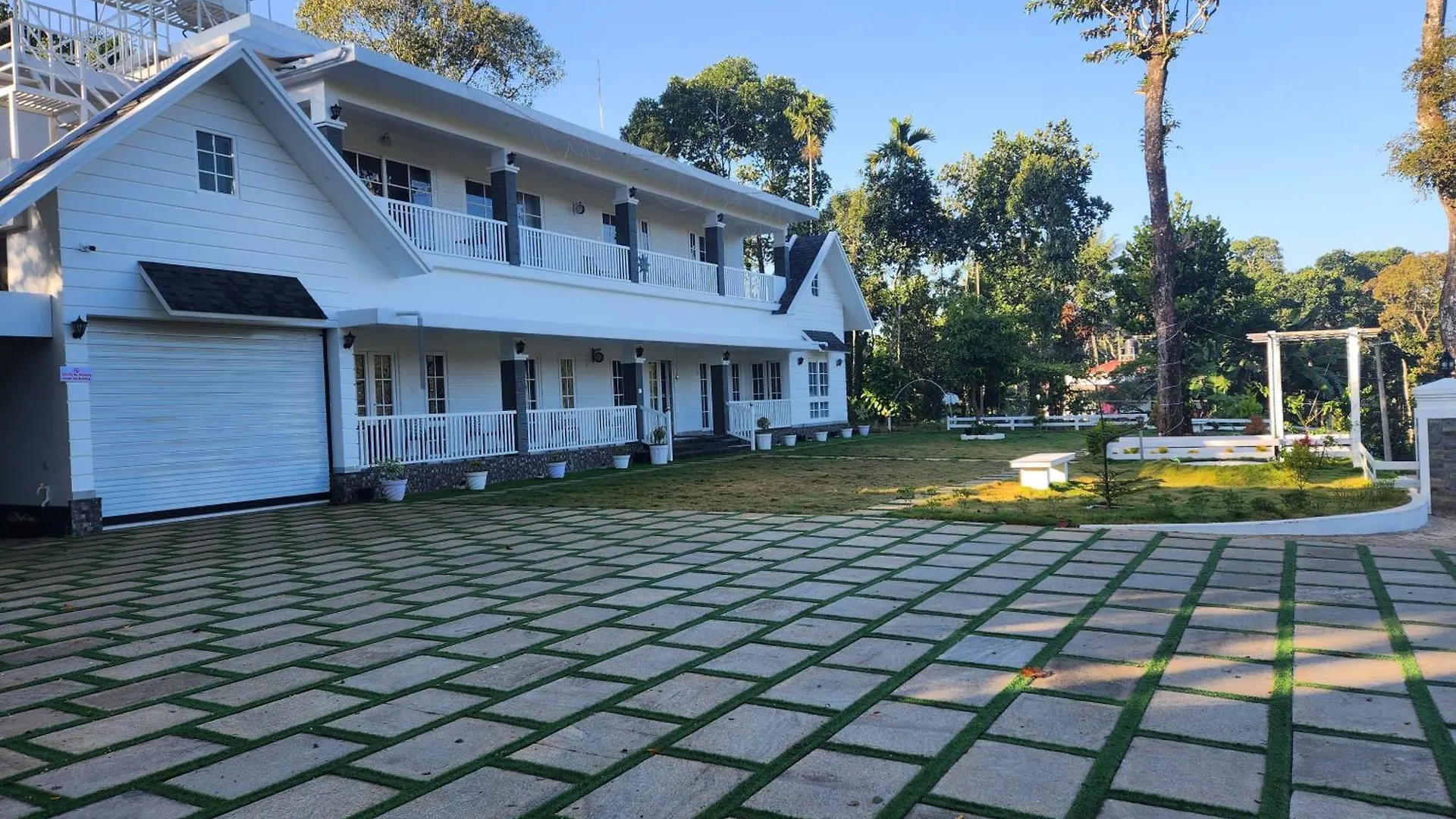 Uthuppan'S Holidayhome Udumbanshola